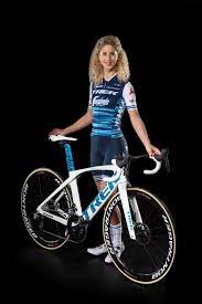 La supercaliber è anche la bici utilizzata da jolanda neff e tutto il team trek factory racing. Facebook