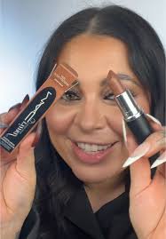 🤚🏼 I wasn't ready. M·A·C HodgePodge LIPSTICK?! #macnudes #machodgepodge  #maccosmetics #ad @maccosmetics