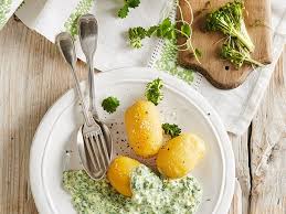 Omas Frankfurter Grune Sosse Von Lk3 Chefkoch Frankfurter Grune Sosse Grune Sosse Grune Sosse Rezept