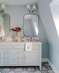 Come on a video tour with us through the new coastal style bathroom: 33 Modern Coastal Bathrooms With Classic Style