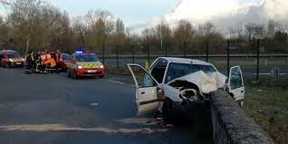 La rochelle mérite amplement tous ses surnoms. Charente Maritime Une Femme De 20 Ans Decede Dans Un Accident De La Route