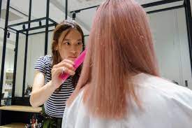 While i was growing up, my family also lived in peru and cuba, but i only went out there on holidays, so my spanish is rudimentary at best. Budget English Speaking Hairdresser In Tokyo Ai Nomura Tokyo Cheapo