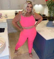 View the profiles of people named gemma collins. Gemma Collins Says She S Lost Another Half Stone With A High Fat Diet As She Poses In Pink Crop Top And Leggings Healthy Organic