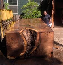 Buying Live Edge Wood Best Deals On Live Edge Near Me You Live Edge For Beginners Blacktail Studio In 2020 Live Edge Live Edge Wood Live Edge Slab