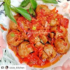 Lihat juga resep tumis kol bakso pedas rawit ijo enak lainnya. Resep Bakso Goreng Pedas By Deviirwantari