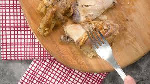 Birçok ev hanımının sırf kokusundan dolayı mutfağına sokmak istemediği balığa daha fazla haksızlık etmemek. Tavuk Etinin Bozuldugunu Nasil Anlariz G1 Mutfak Nasil