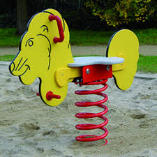 Federwippen Und Wippgerate Fur Den Offentlichen Spielplatz Spielplatz Wippen Spielplatzgerate