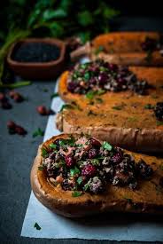 Gefullte Kurbisse Mit Belugalinsen Und Cranberries Apple And Ginger Rezept Gefullter Kurbis Rezepte Mit Linsen Veganer Kurbis