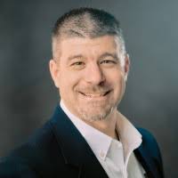 100+ perfiles de «Lampone»