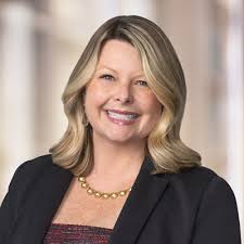 Lindsay Verstegen of ShopRunner: “Show up authentically and  unapologetically”