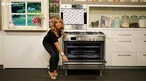 I love cooking on gas, and for the past 4 years i've had it. Product Review Bosch Hsb738357a 90cm Serie 6 Freestanding Dual Fuel Oven Stove Youtube