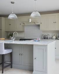 This Kitchen Is Such A Bright And Light Place To Be Even On The Dullest Of Days Very Carefully Chosen Colours Show You In 2020 Kitchen Shaker Kitchen Kitchen Cabinets