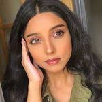 Alisha Mayfield's Instagram, Twitter & Facebook