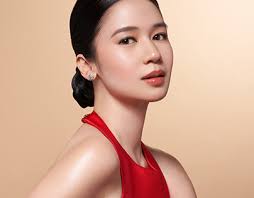 Laura Kampf Wife Projects :: Photos, videos, logos, illustrations and  branding :: Behance