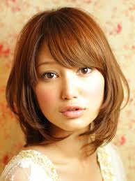 Medium layered haircuts for round face shape. 75 Flawless Medium Hairstyles For Women With Round Faces