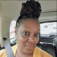 100+ perfiles de «Malaika»