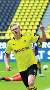 هالاند يتفوق على ميسي ورنالدو. Ù‡Ø§Ù„Ø§Ù†Ø¯ Ø­Ø¯ÙŠØ« Ø§Ù„ØµØ­Ù Ø§Ù„Ø¹Ø§Ù„Ù…ÙŠØ©