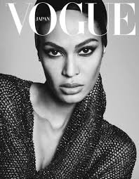 Black And White Fashion Magazine Cover Amber Joan Anna Faretta Stun In Black White For Vogue Japan Vogue Japan Joan Smalls Vogue Covers