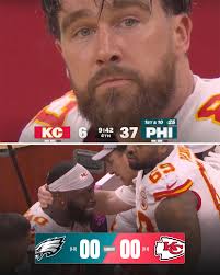 SUPER BOWL REMATCH 🔥 This was the Chiefs sideline, in total shock, stunned  by Philadelphia