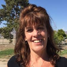 Marta Bennett's Instagram, Twitter & Facebook