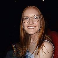 Elizabeth Roark's Instagram, Twitter & Facebook