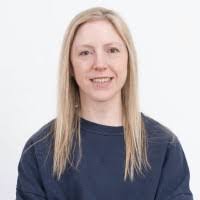 Kelly Straka's Instagram, Twitter & Facebook