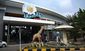 Lowongan kerja marketing & sundanese cook kamandaru resto and coffe park tasikmalaya. Teejay Waterpark Tiket Masuk Wahana Terbaru Fasilitas Foto
