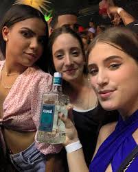 Yeny Alvarez Lozada (@_yeny._al) · Instagram 照片和视频