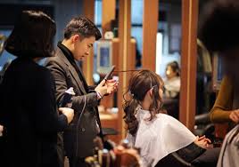 Feel more beautiful than ever. Professional Hair And Makeup Experience At El Beauty Salon In Cheongdamdong Seoul Koreatraveleasy