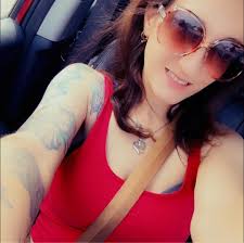 Where to find a dependable used car under 2000 with low mileage in Lorain,  Ohio?