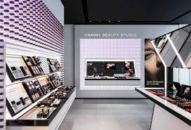 Architekturfotograf Fur Retail Marketing Pr Chanel Boutique Wien In 2021 Store Design Interior Retail Marketing Retail Store Design