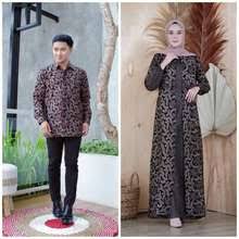 Pilih kebaya kutu baru dan kemeja batik hitam kombinasi cokelat. Pakaian Tradisional Baju Couple Original Model Terbaru Harga Online Di Indonesia