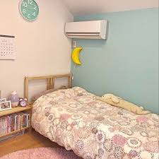 ベッド周り 100均カレンダー 水色大好き 月のライト ikea などのインテリア実例 2018 01 20 14 23 58 roomclip ルームクリップ インテリア 部屋 女子 部屋