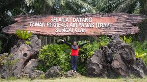 Boleh mencecah antara 30°c dan 60°c. Three Just Nice Taman Rekreasi Air Panas Sungai Klah Perak