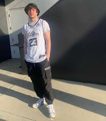 His birthday, what he did before fame, his family life, fun trivia facts, popularity rankings, and more. Jack Harlow Height Weight Age Net Worth Dating Bio Facts