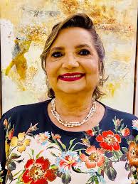 Não é nada não sobre mim mas sobre essa profissional que está sempre  disposta a me atender quando eu decido em cima da hora como sempre não é  Iolanda Matos rsrs ,