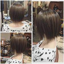 くせ毛風ボブ 軽めに調整して毛先を簡単に動かして遊べるようにしています 今回はツヤっぽく束感スタイリング インスタからの割引ご用意してます お電話 lineにてご相談 ご予約お受けしてます lyon トップデザイナー アドバイザー 伊丹 優太 line id ボブ