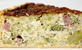 La Cuisine De Bernard Quiche Aux Brocolis Jambon Et Roquefort Quiche Quiche Au Brocoli Quiche Epaisse