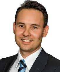 VeriDoc Global: Employee Directory