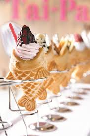 Tai Perfect The Sweet Indulgent Of Japanese Taiyaki And Parfait Cafe Food Japan Food Desserts