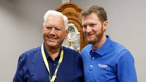 Robert glenn junior johnson, a moonshine runner turned nascar driver described as the last american hero by author tom wolfe in a 1965 article for esquire, died friday. Junior Johnson Legendary Nascar Driver Owner Has Died Wusa9 Com