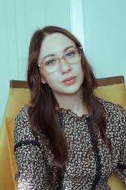 Cassie Mckeever's Instagram, Twitter & Facebook