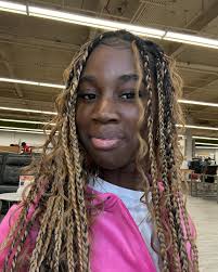 Lovely Davis (@lovelycarladavis) • Instagram photos and videos