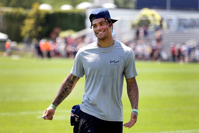 Patriots star cornerback Christian Gonzalez returns to practice