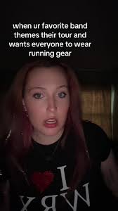 laurel 🦋 (@laurelcwalls)