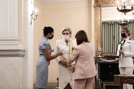 Η μαριάννα βαρδινογιάννη είναι ελληνίδα πρέσβειρα καλής θελήσεως της unesco. Parashmo Sthn Marianna Bardinogiannh Apo Thn Proedro Ths Dhmokratias Mononews