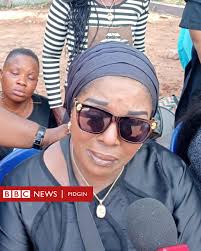 Dem don lay di body of Junior Pope to rest for Enugu state today.  Celebrities for di Nollywood industry bin pay dia last respect to di body  of late ogbonge Nollywood actor