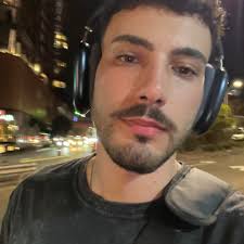 Renting a small automatic car in Brisbane?