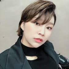Momoland hyebin tiktok #momoland #hyebin #binibiningmarikit. Hyebin She Went From Cute Unnie Into Handsome Oppa Oof Momoland