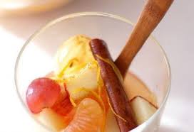 Tarte A La Rhubarbe Et Creme Vanille En 2020 Recette Salade De Fruits Salade De Fruits Automne Salade De Fruits